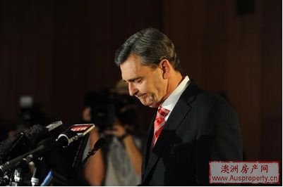 维州州长布伦比承认败选