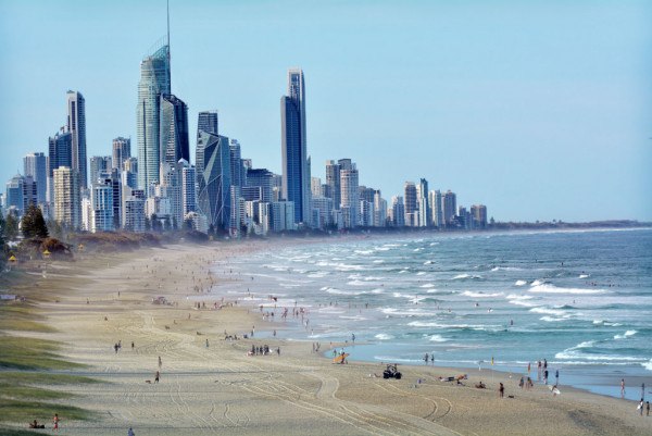 QLDleasing2019-goldcoast-iStock-chameleonseye_k1gfe8.jpg,0