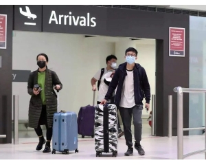 澳大利亚迎来首批中国人入境